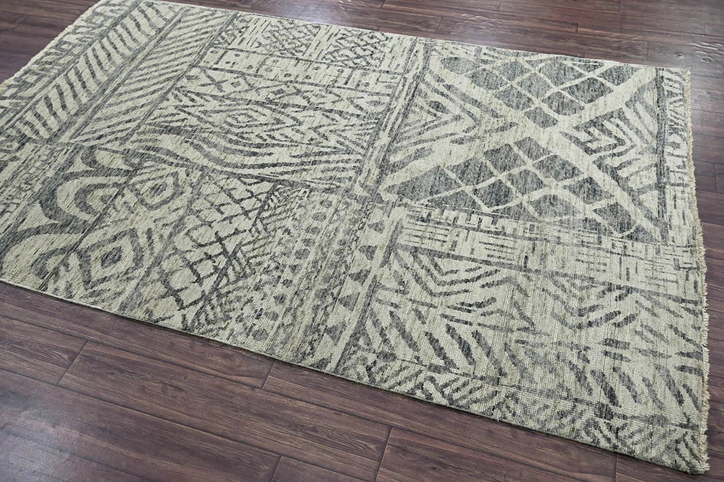 5x7 Gray, Beige Hand Knotted 100% Wool Tibetan Modern & Contemporary Oriental Area Rug-3