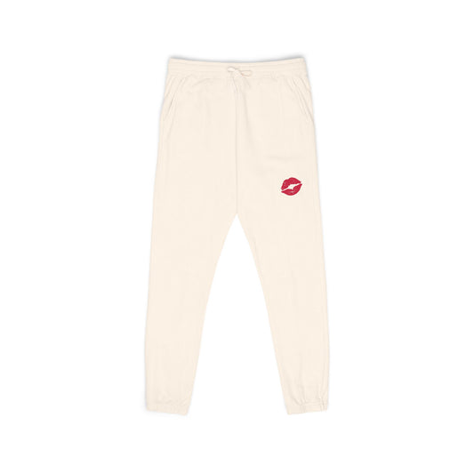 Cozy Fleece Kiss Print Sweatpants, Relaxed Lounge Pants, Unisex Stylish Joggers, Perfect for Casual Days, Gift for Friends, Comfortable Home Wear