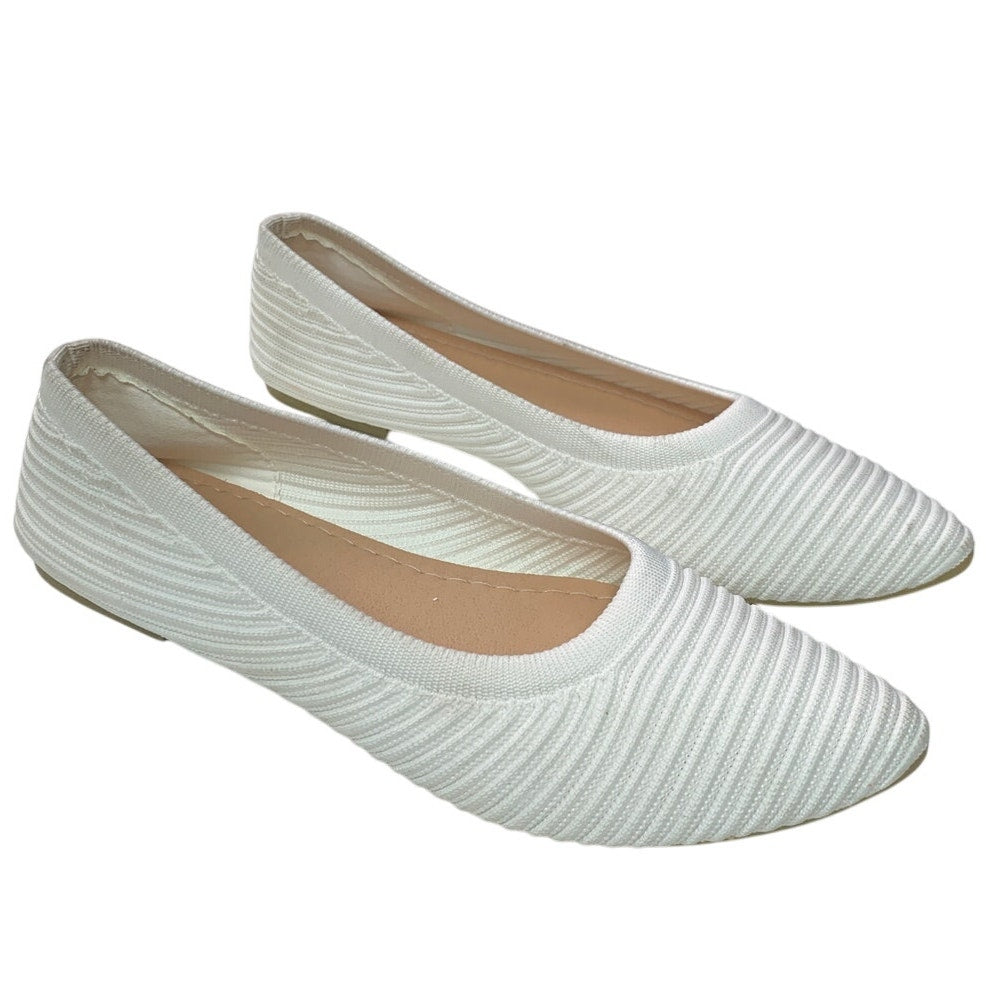 Womens Size 6 White Flats Ribbed Textured Cloth Closed Pointed Toe Shoes
