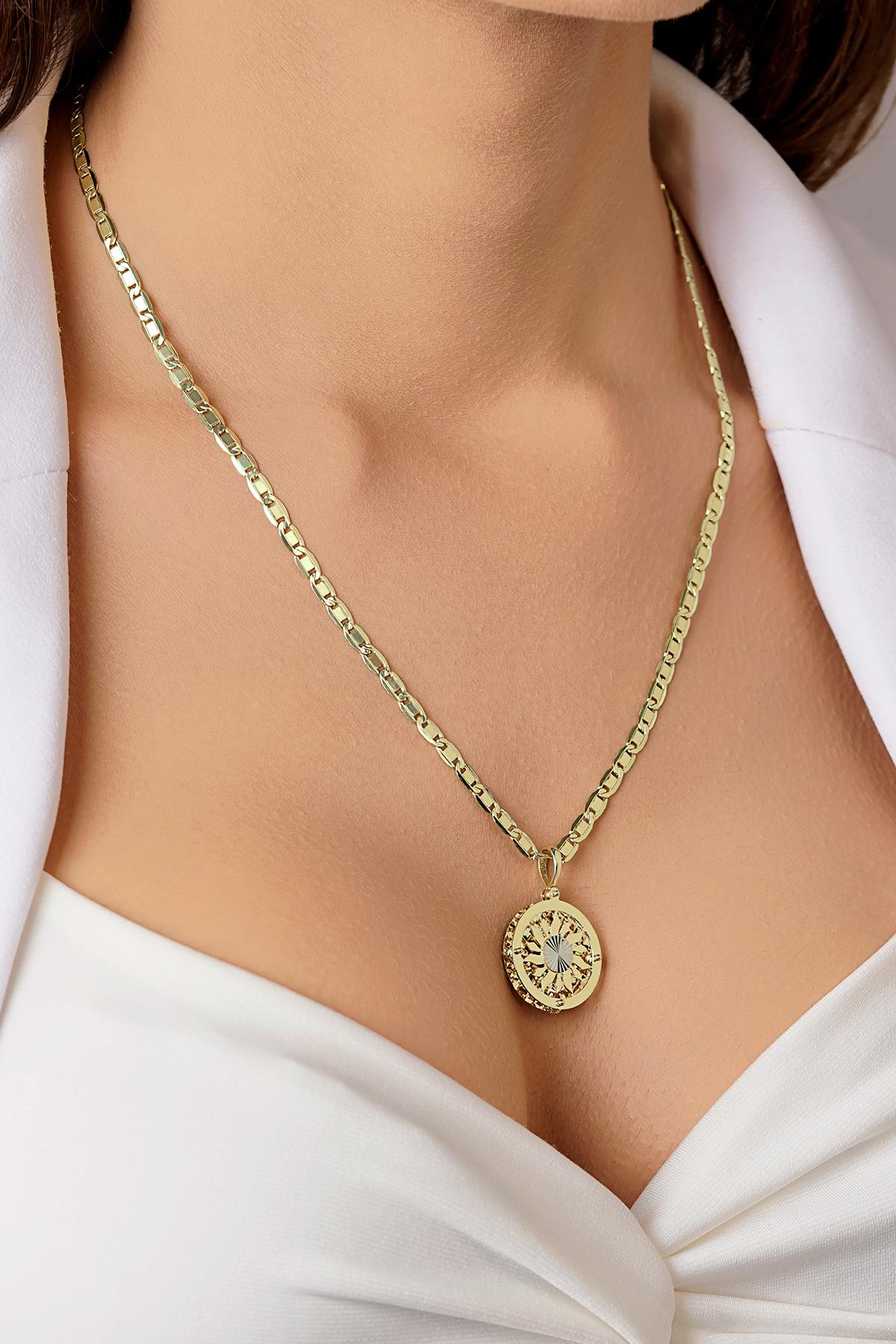 14ct Gold Sunburst on Valentino Link Chain-2
