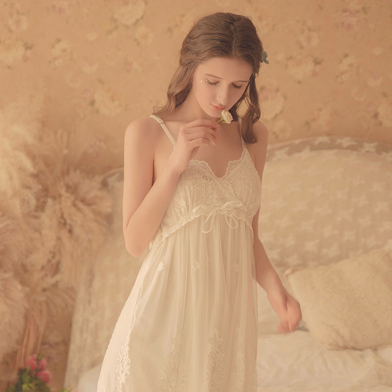 Womens Nightgowns  White Lace 2-Pics Robes