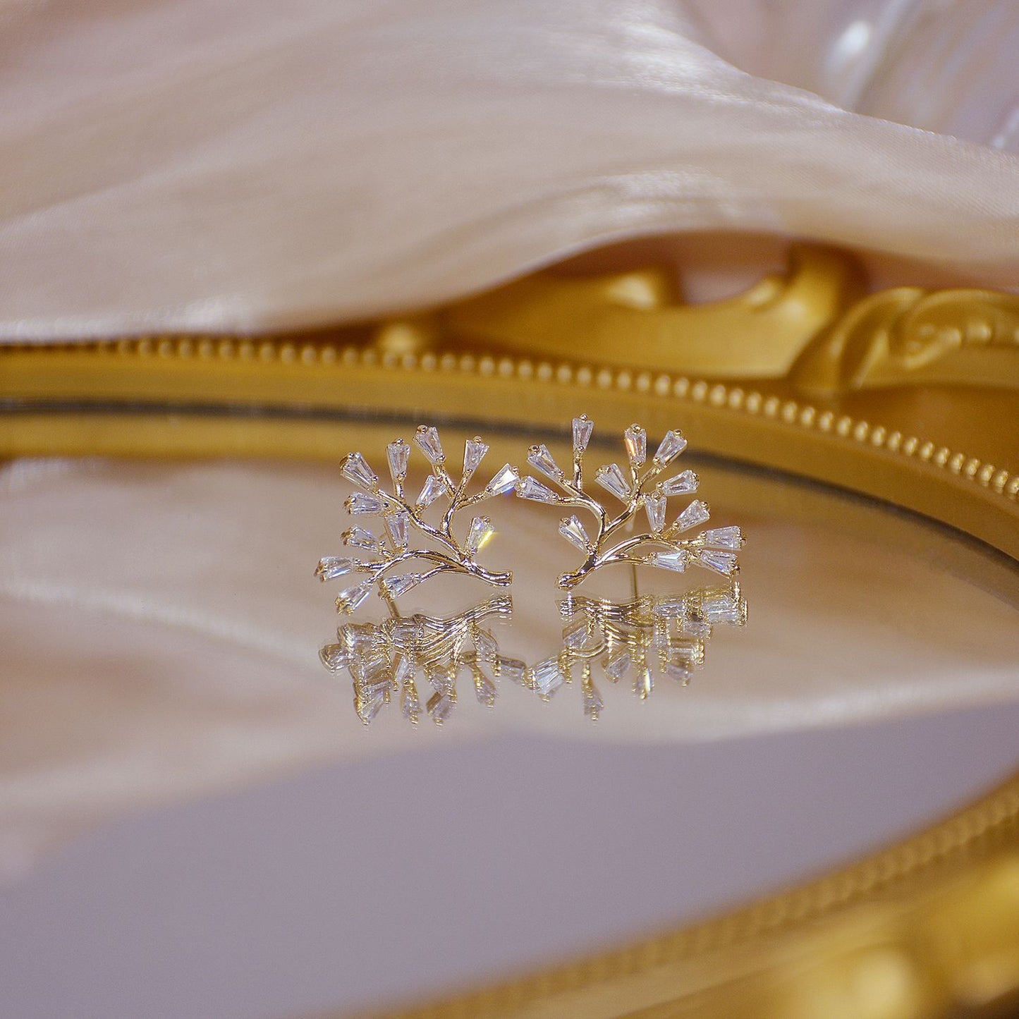 S925 Silver Needle Exquisite Zircon 14k Real Gold Leaf Shape Exquisite Earrings Temperament Female Earrings