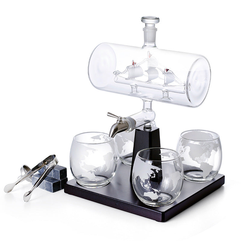 World Map Borosilicate Glass Wine Set – 1000ml Bottle & 4 Glasses