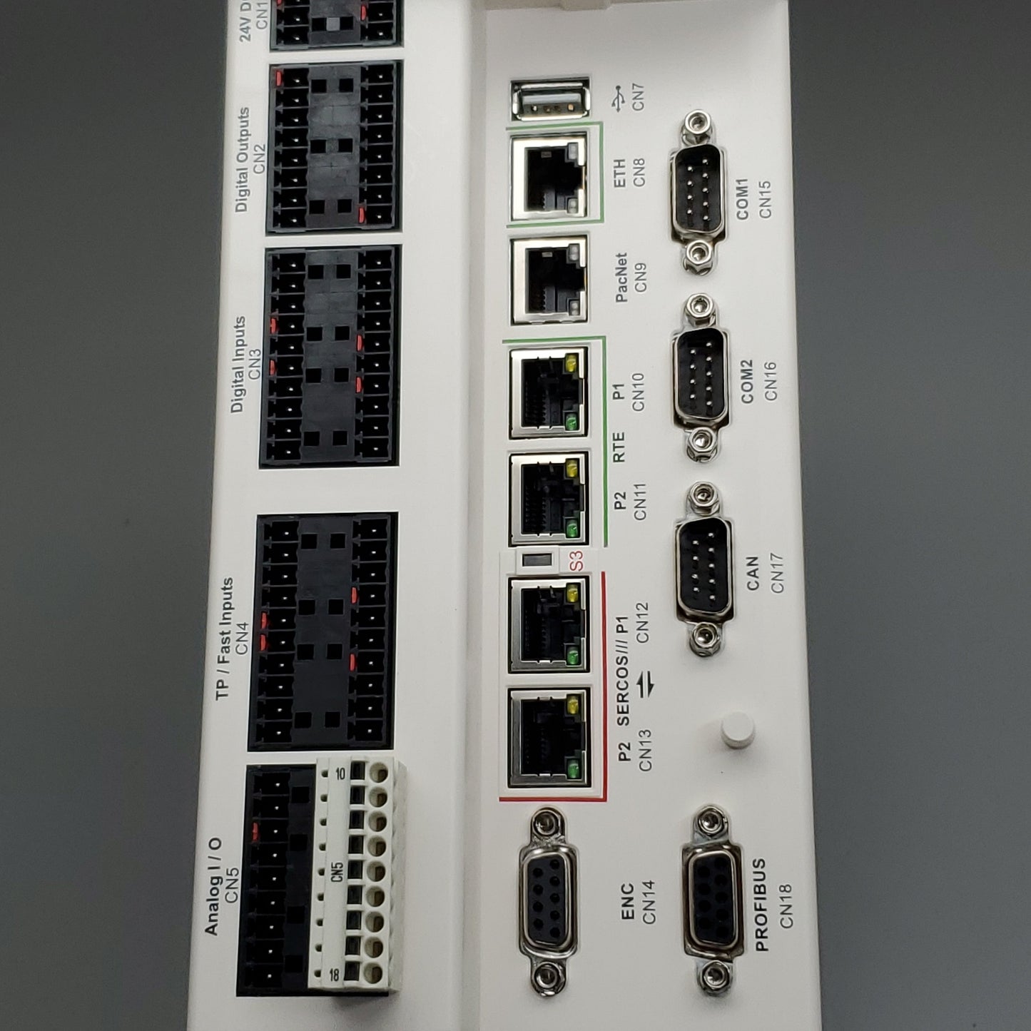 SCHNEIDER ELECTRIC PacDrive LMC Pro2 w/ Cables LMC302CAA10022 (New Other)
