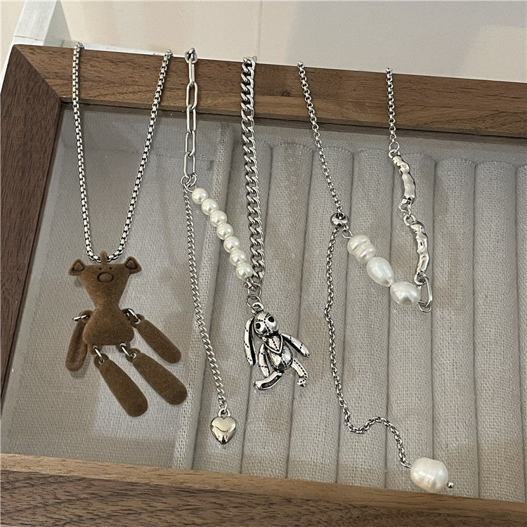 Flocking Bear Three-plant Sweater Chain Long Clavicle
