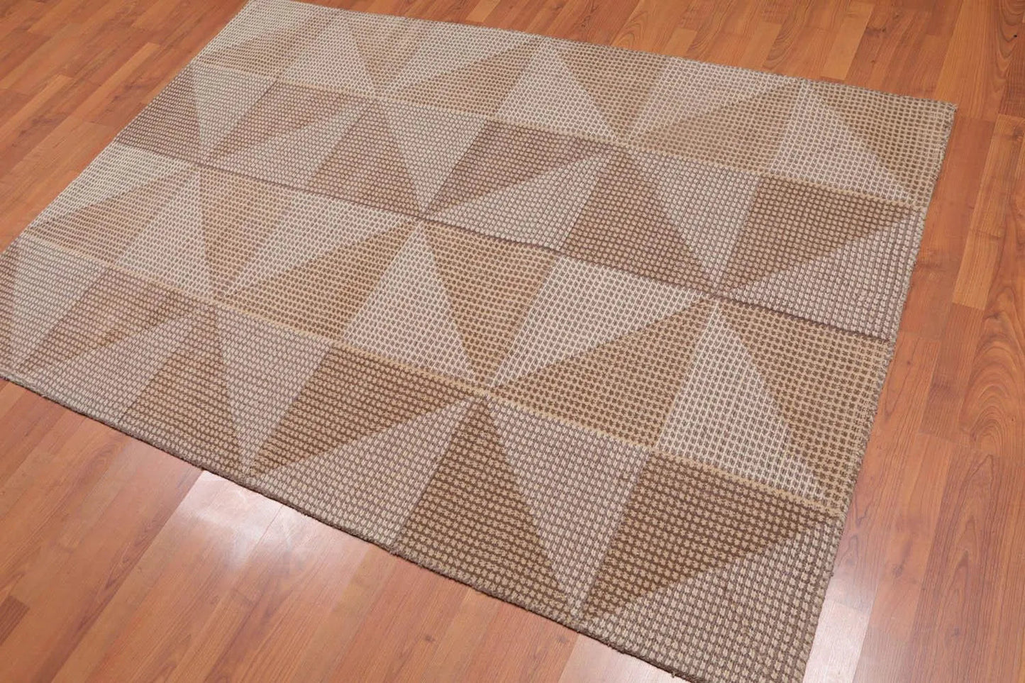 4'7x6'8 Hand Tufted Wool Loop N Cut PileGeometric Pattern Oriental Area Rug Beige, Brown Color-0