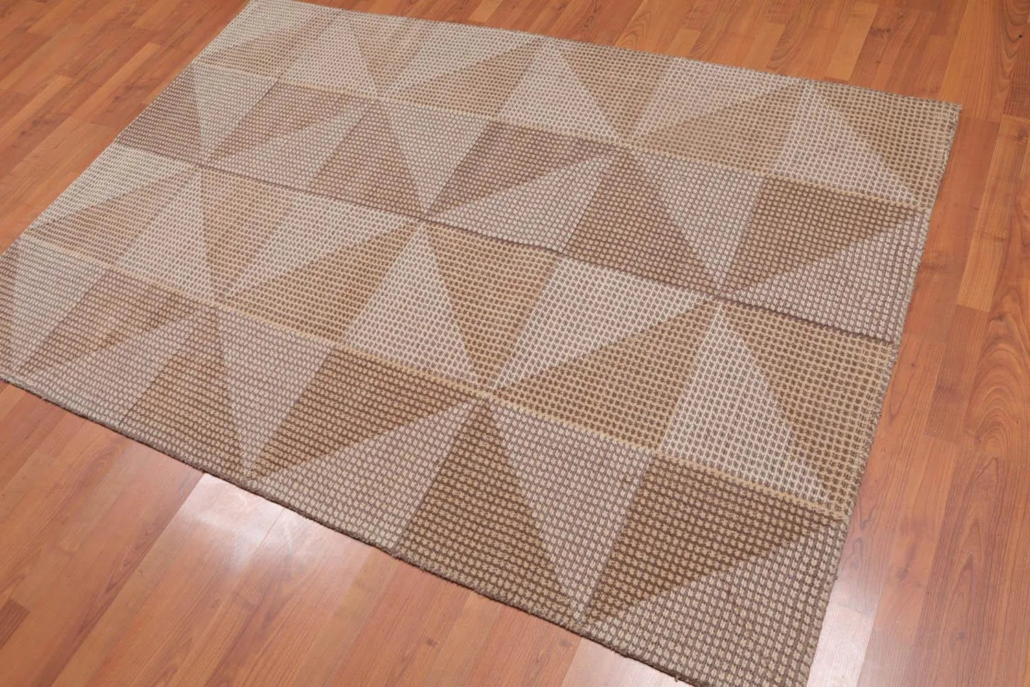 4'7x6'8 Hand Tufted Wool Loop N Cut PileGeometric Pattern Oriental Area Rug Beige, Brown Color-0