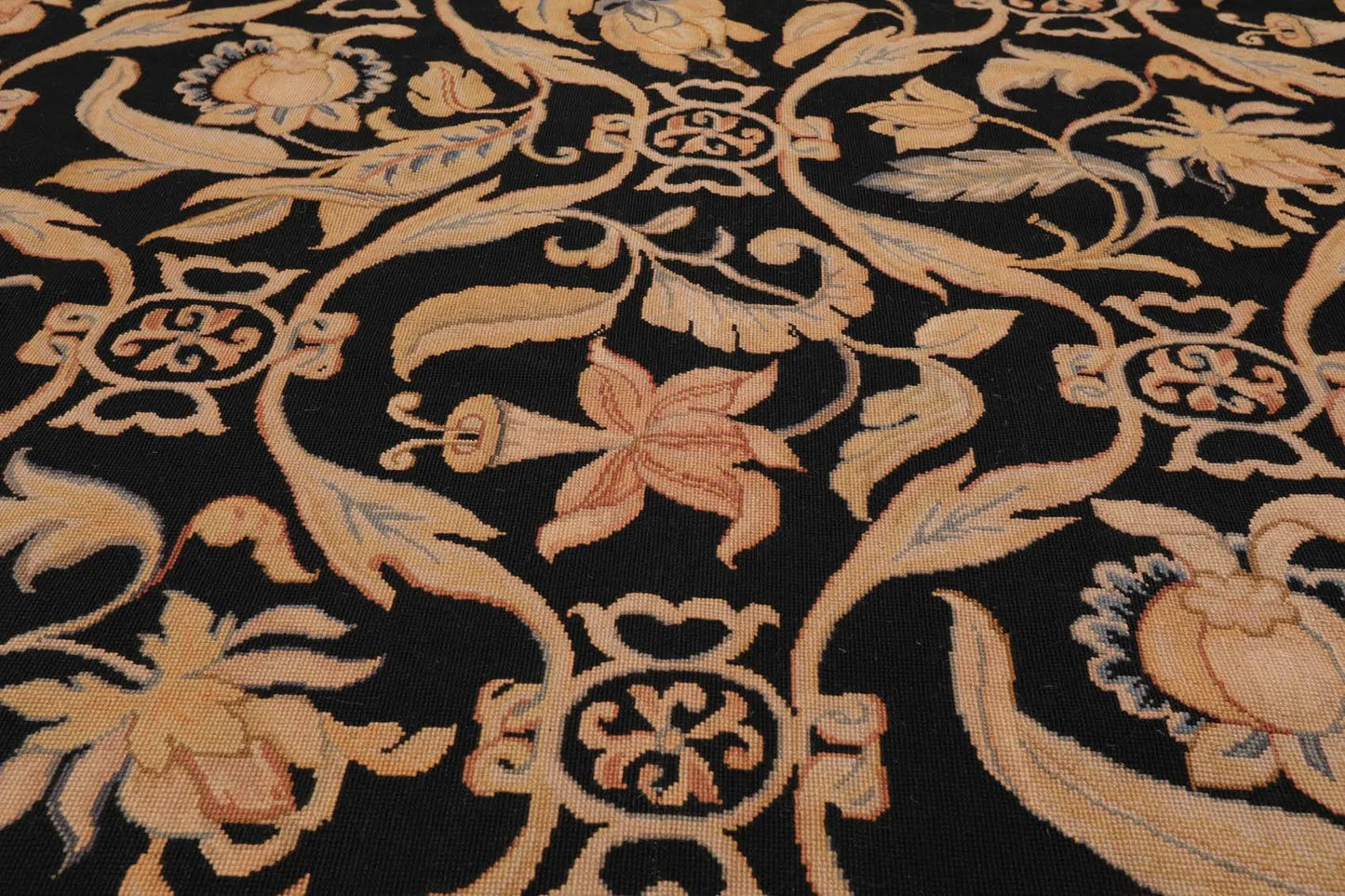 8'x10' Hand Woven Wool French Aubusson Botanical Flatweave Area Rug Black-4