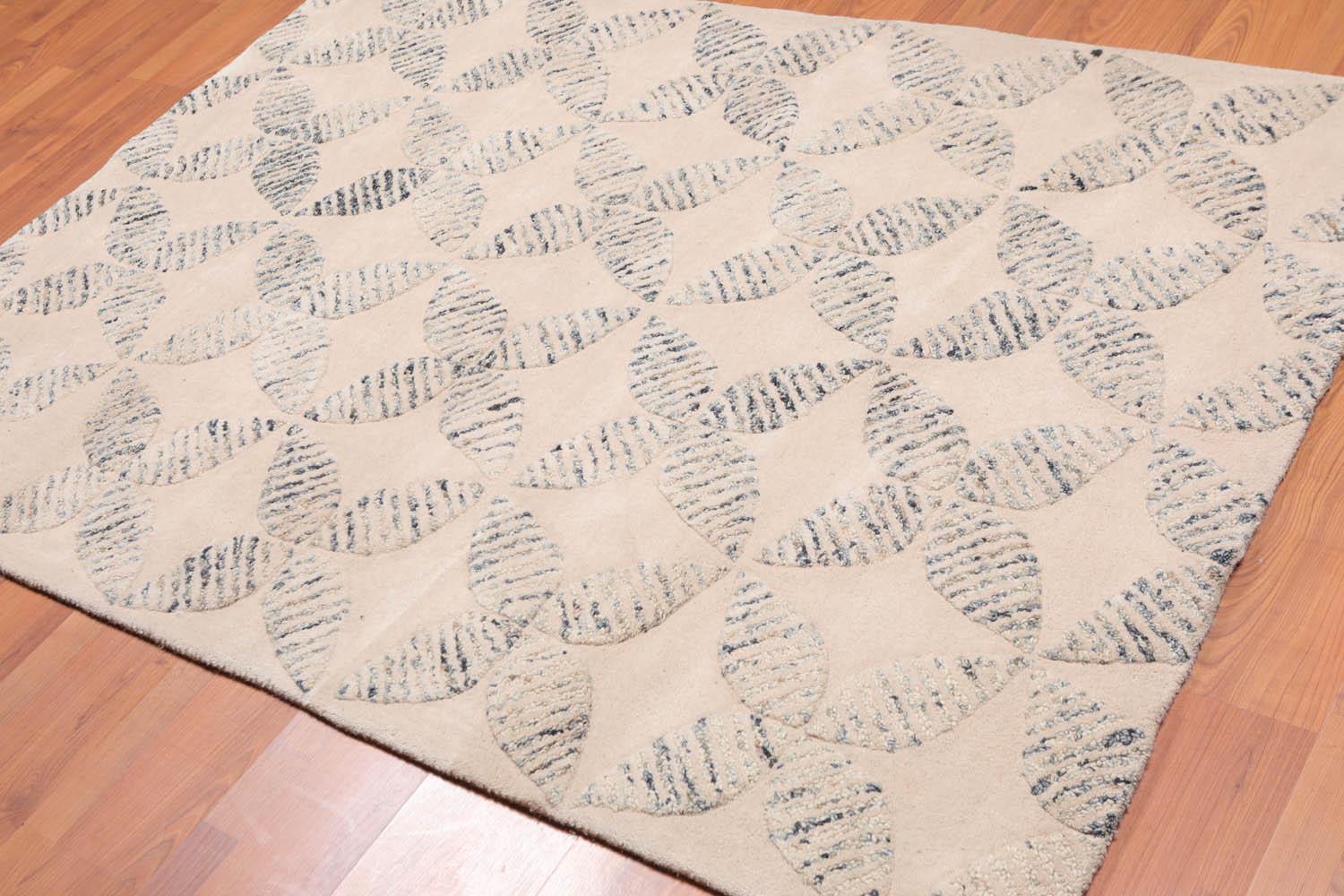 4'8" x 6'8" Handmade High Low Pile Wool Loop & Cut Area rug Contemporary Beige-0