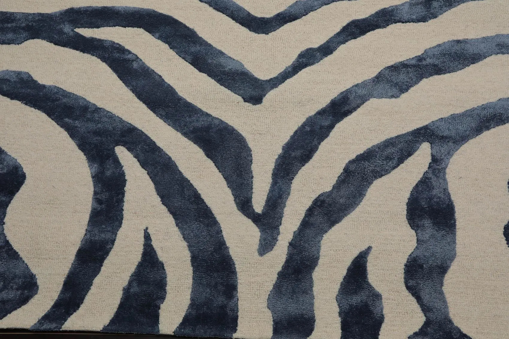 Multi Sizes Handmade Wool & Faux Silk Animal Print Zebra Area Rug Ivory Blue-4