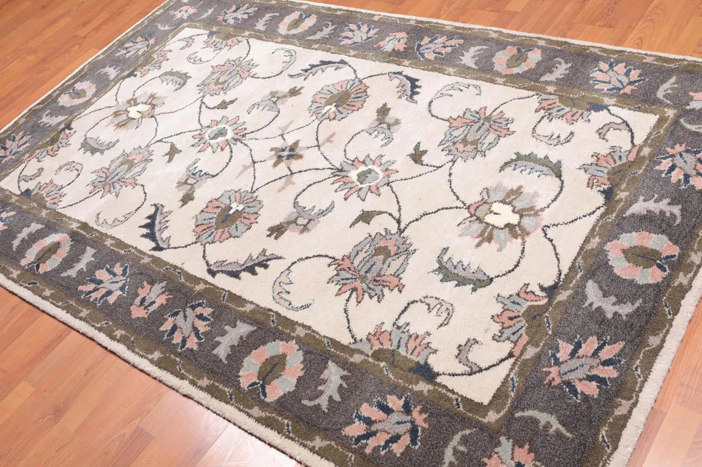 5' x 8' Handmade 100% Wool Traditional Oriental Area Rug Traditional Beige-0