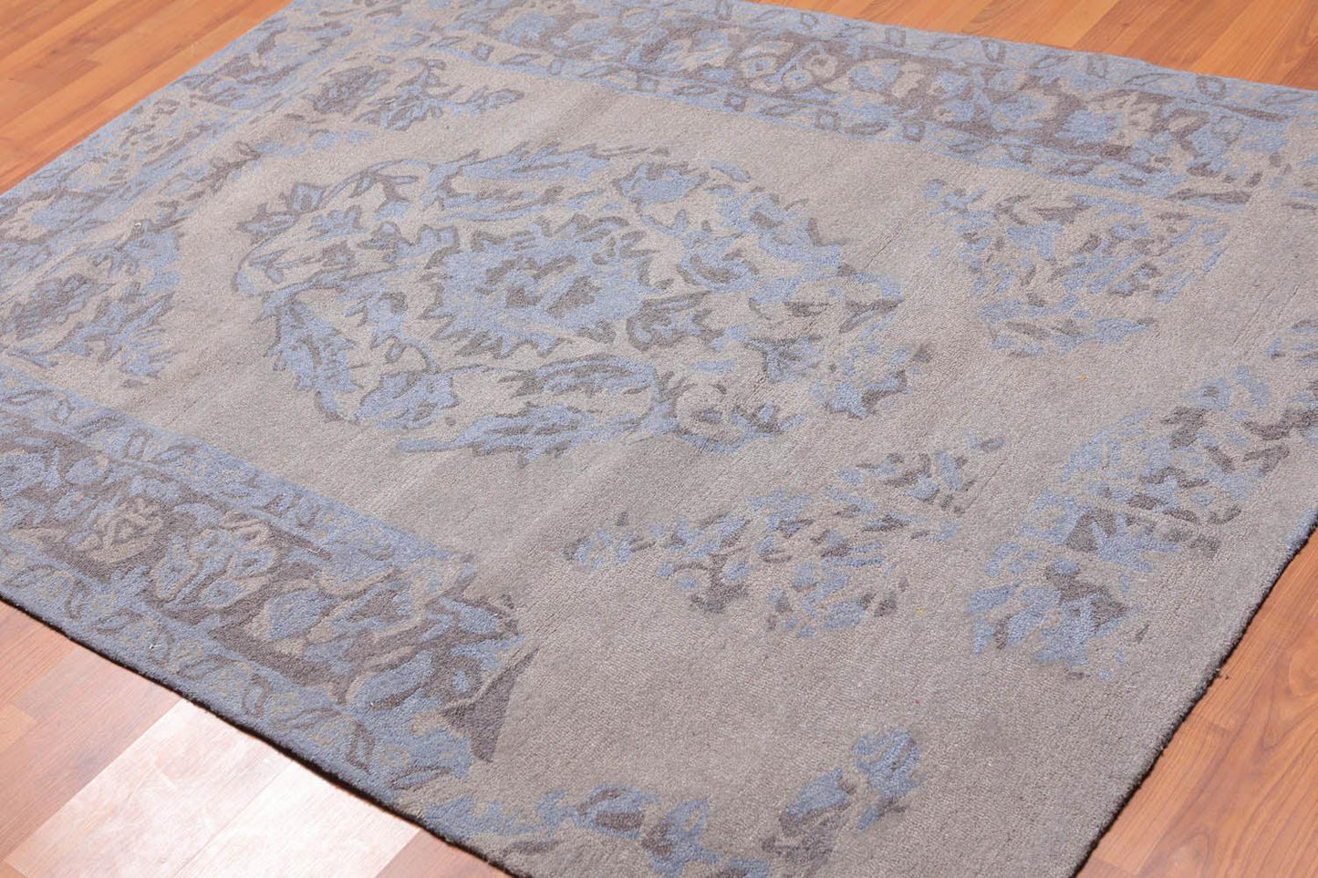 5'3" x 7'5" Handmade Erased pattern Wool Loop & Cut pile Area Rug Taupe-0