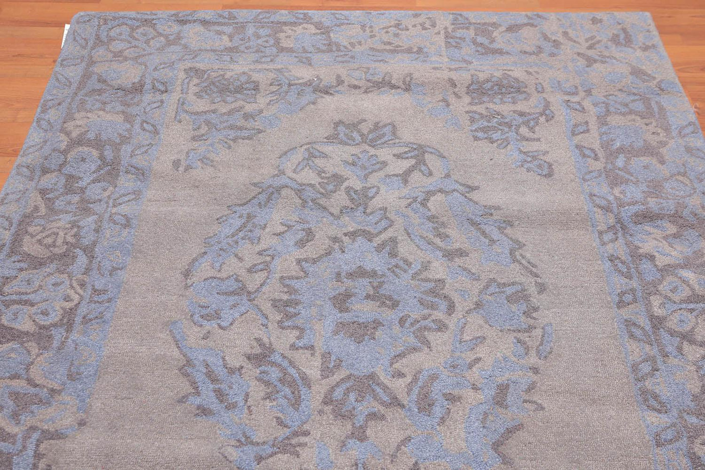 5'3" x 7'5" Handmade Erased pattern Wool Loop & Cut pile Area Rug Taupe-2