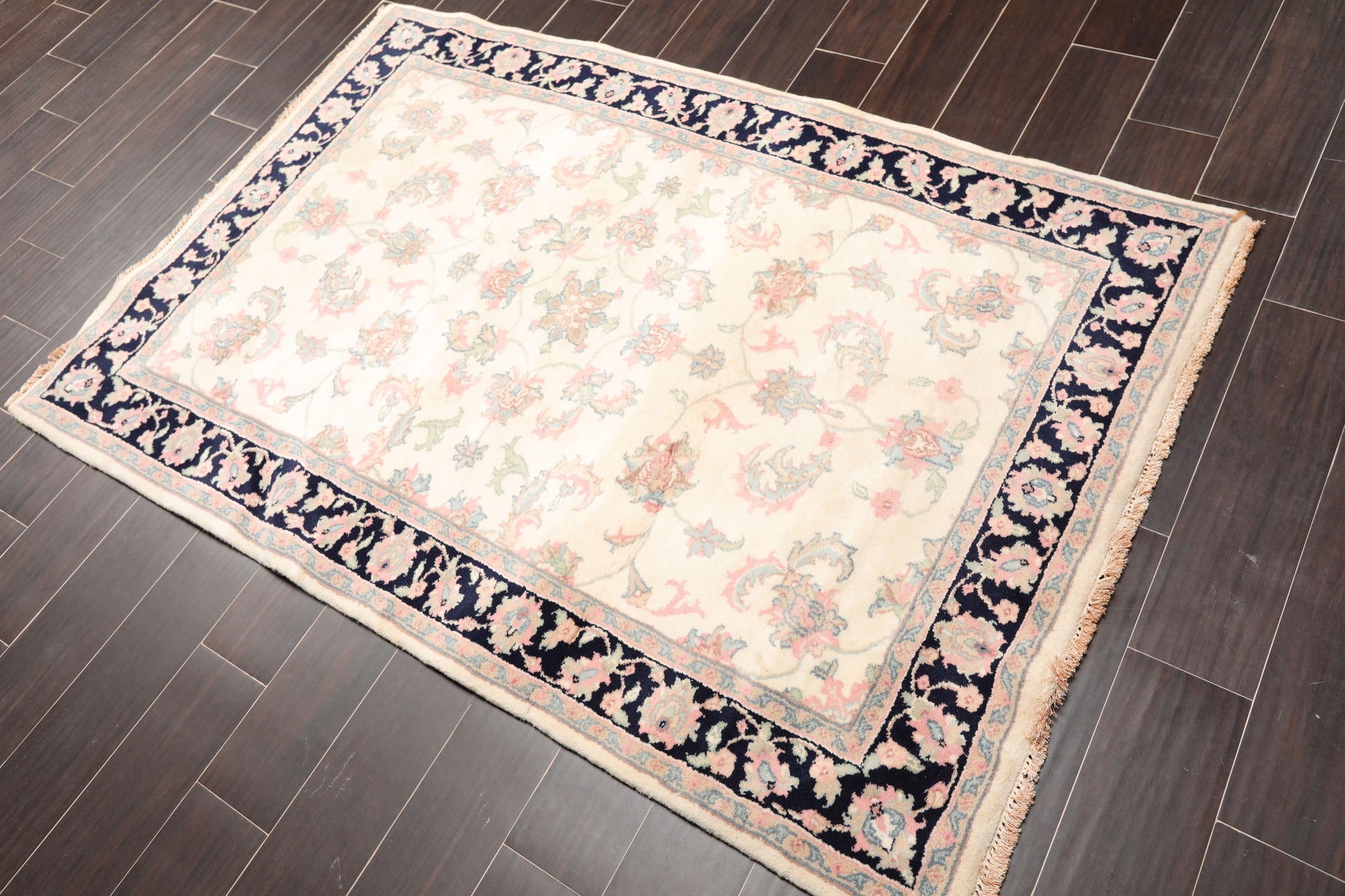 4'1" x 6' Hand Knotted Wool Plush Pile Traditional Oriental Area Rug Cream-0