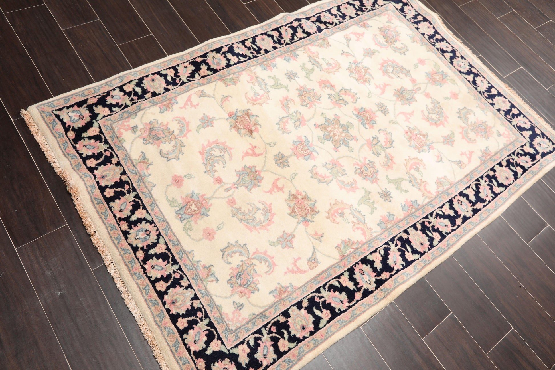 4'1" x 6' Hand Knotted Wool Plush Pile Traditional Oriental Area Rug Cream-1