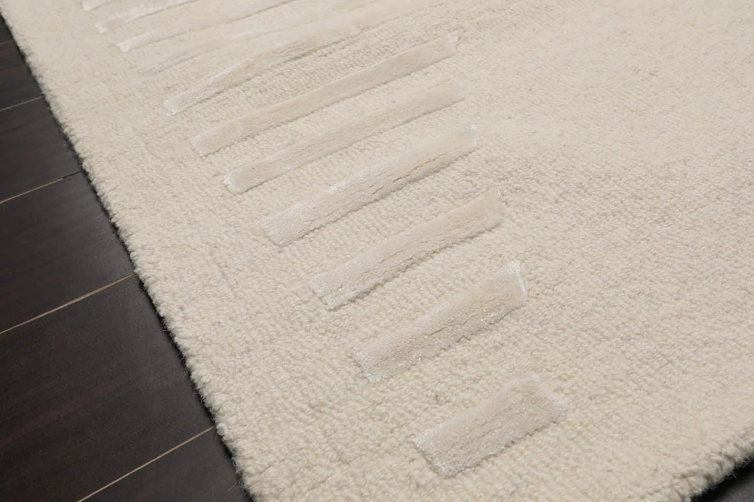 5' x8' Hand Tufted Hand Made Wool and Bamboo  Modern & Contemporary  Oriental Area Rug Tone On Tone,Ivory Color-4