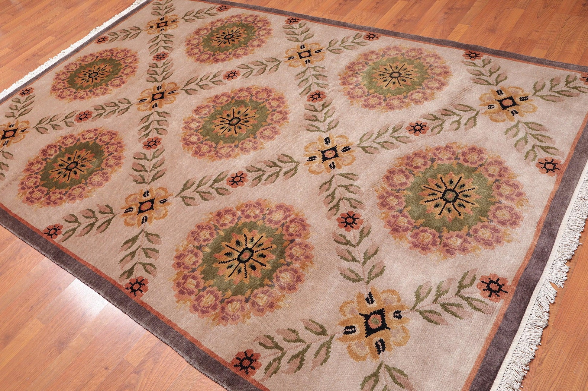 6' x 9'1" Hand Knotted Traditional Classic European Wool Tibetan Area rug Beige-0