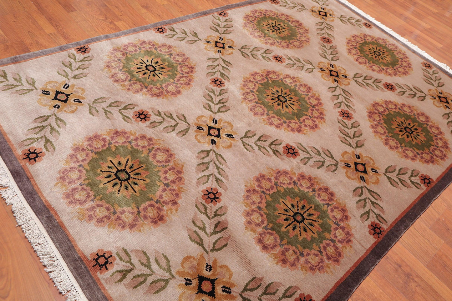 6' x 9'1" Hand Knotted Traditional Classic European Wool Tibetan Area rug Beige-1