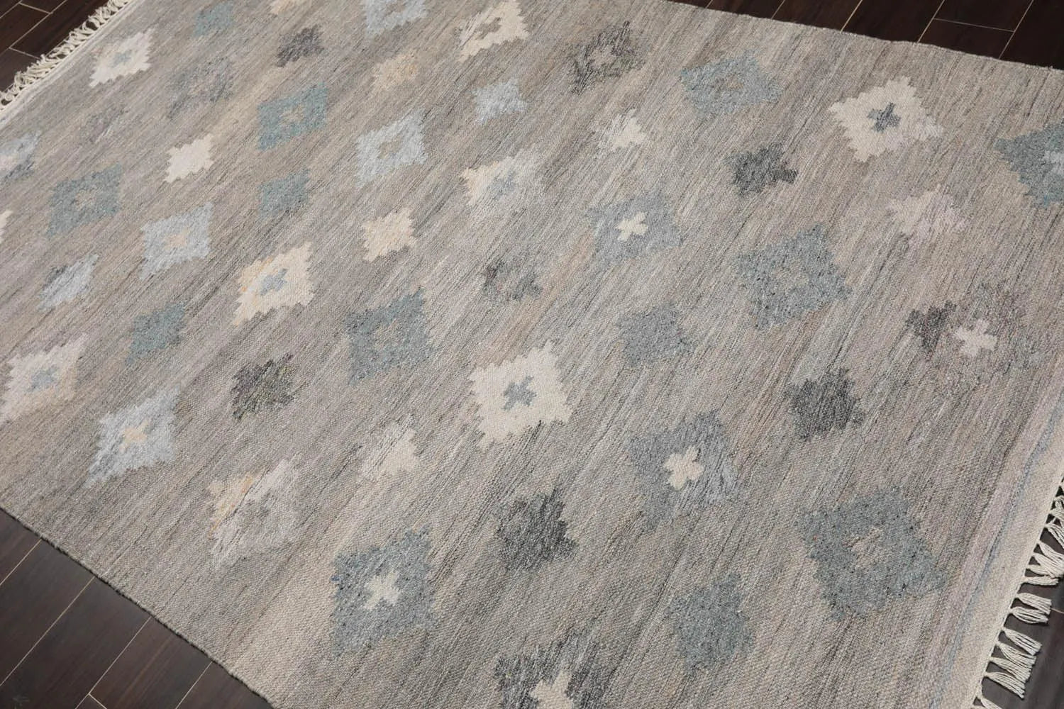 5' x 8'  Indoor OutdoorHand Woven 100% Recycled PET Yarn Modern Kilim Area Rug Gray-2