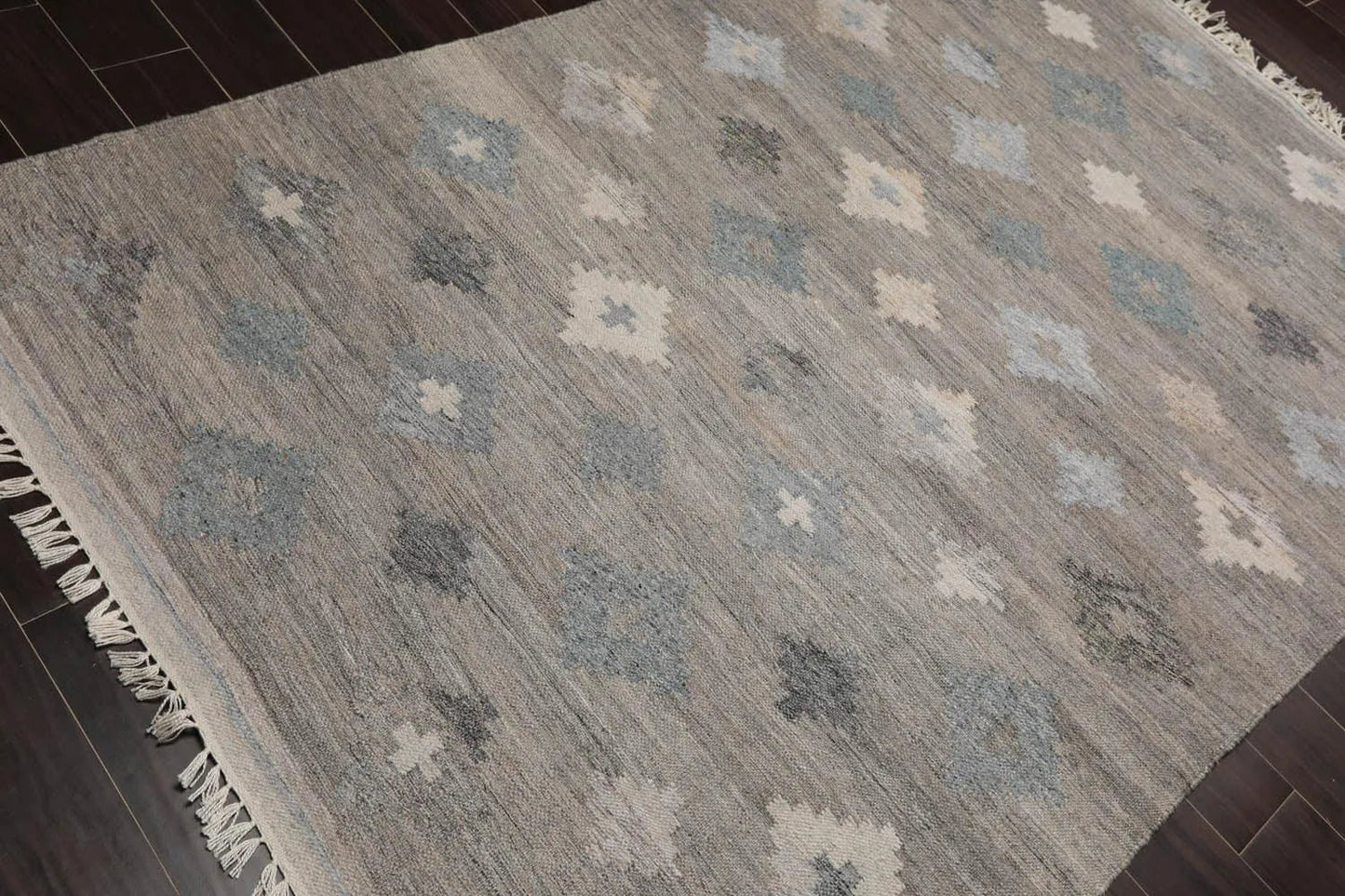 5' x 8'  Indoor OutdoorHand Woven 100% Recycled PET Yarn Modern Kilim Area Rug Gray-3