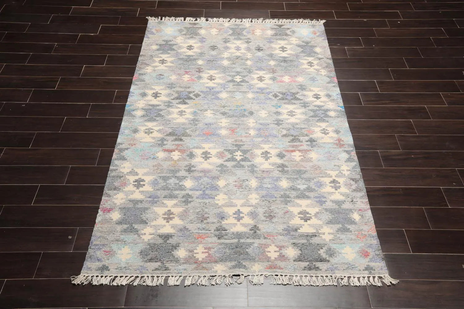 5' x 8'  Indoor OutdoorHand Woven 100% Recycled PET Yarn Modern Kilim Area Rug Gray-1