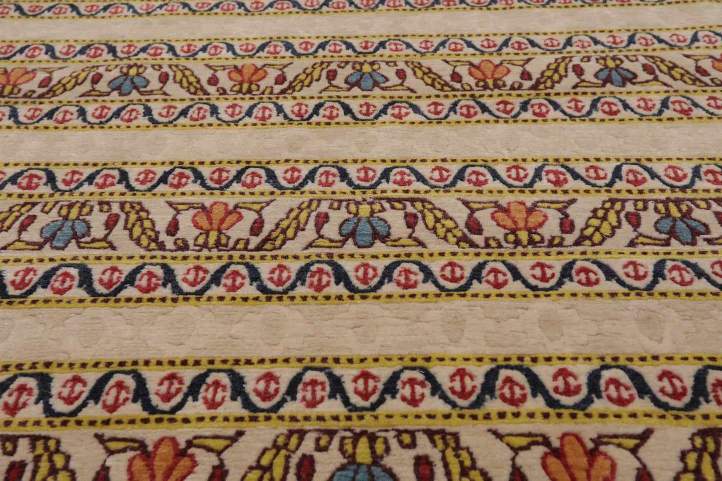 4' x 5'9" Hand Knotted Tibetan 100% Wool Arts & Craft Oriental Area Rug Beige-4