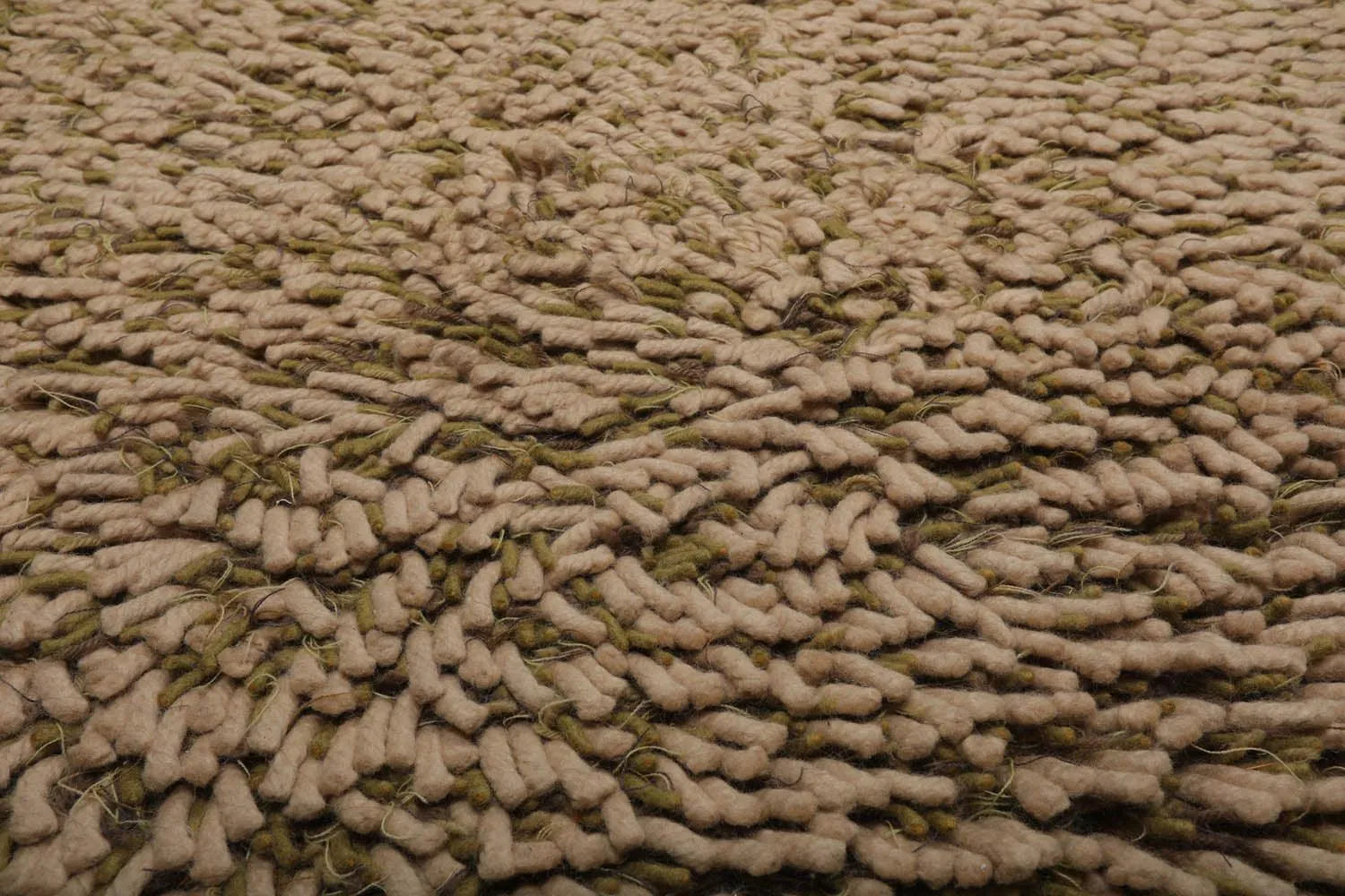 6’ x 9’ USA made Modern & Contemporary Shag Wool Oriental Area Rug Beige-4