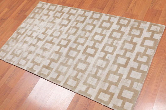 3’ x 5' Handmade Bamboo silk loop & cut pile Traditional Oriental Area rug Beige-0