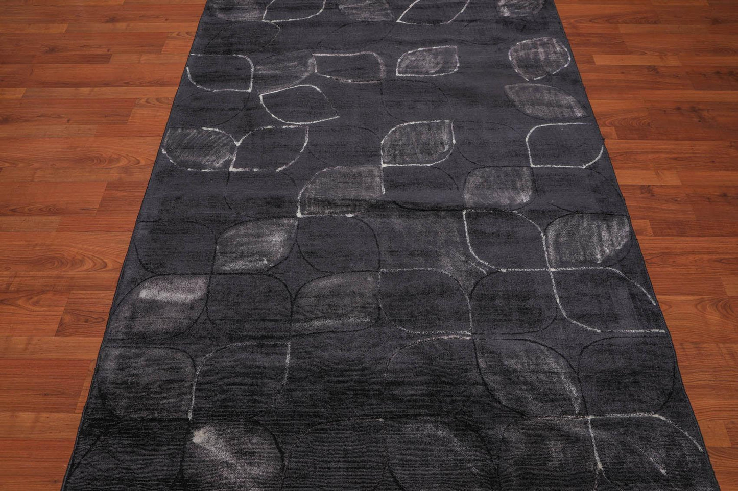 4’8" x 6'7" Handmade Modern 100% Bamboo silk Area rug Charcoal-2