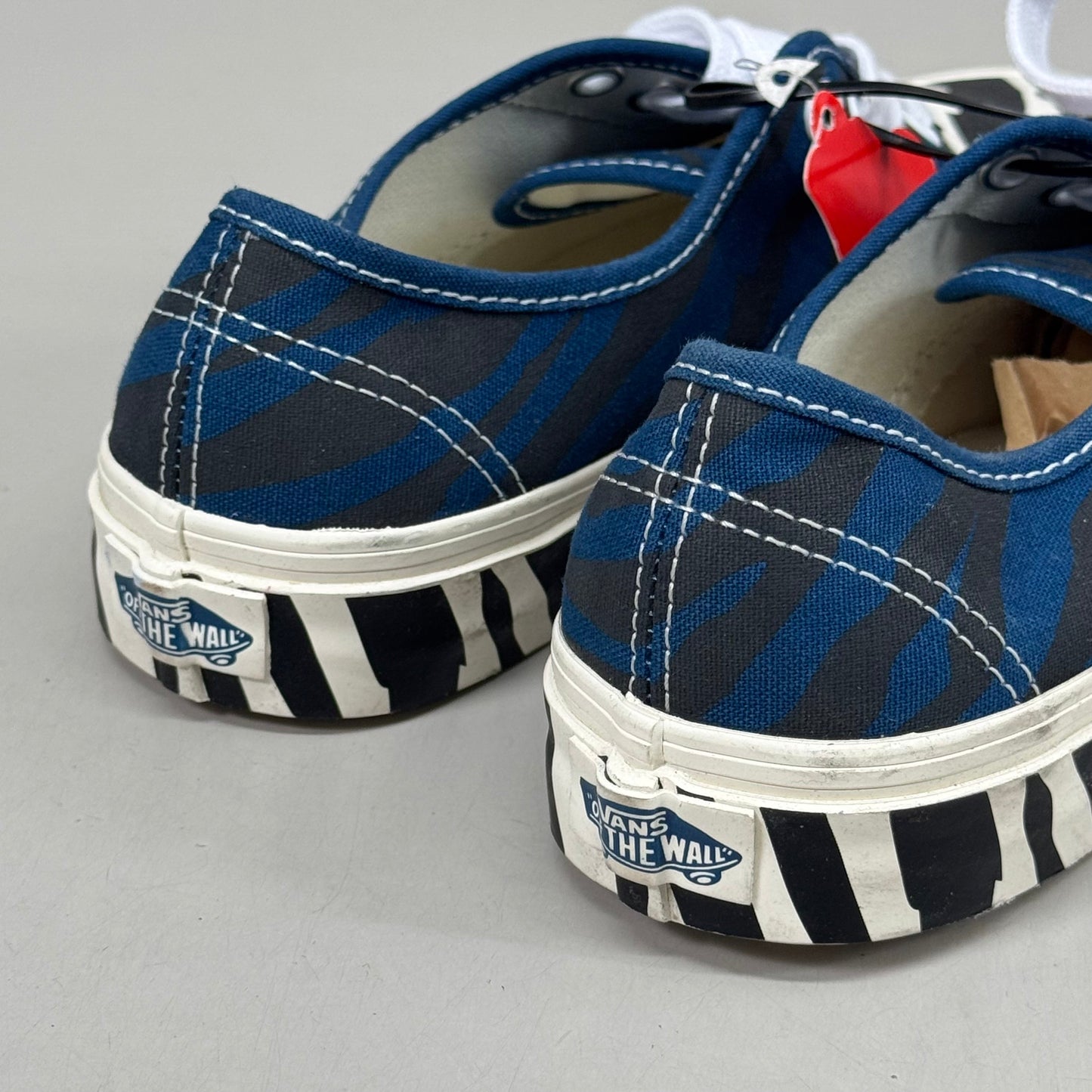 VANS Animal Classic Zebra Slip-On Sneakers Women's Sz 5.0 Men's 3.5 Blue/Black