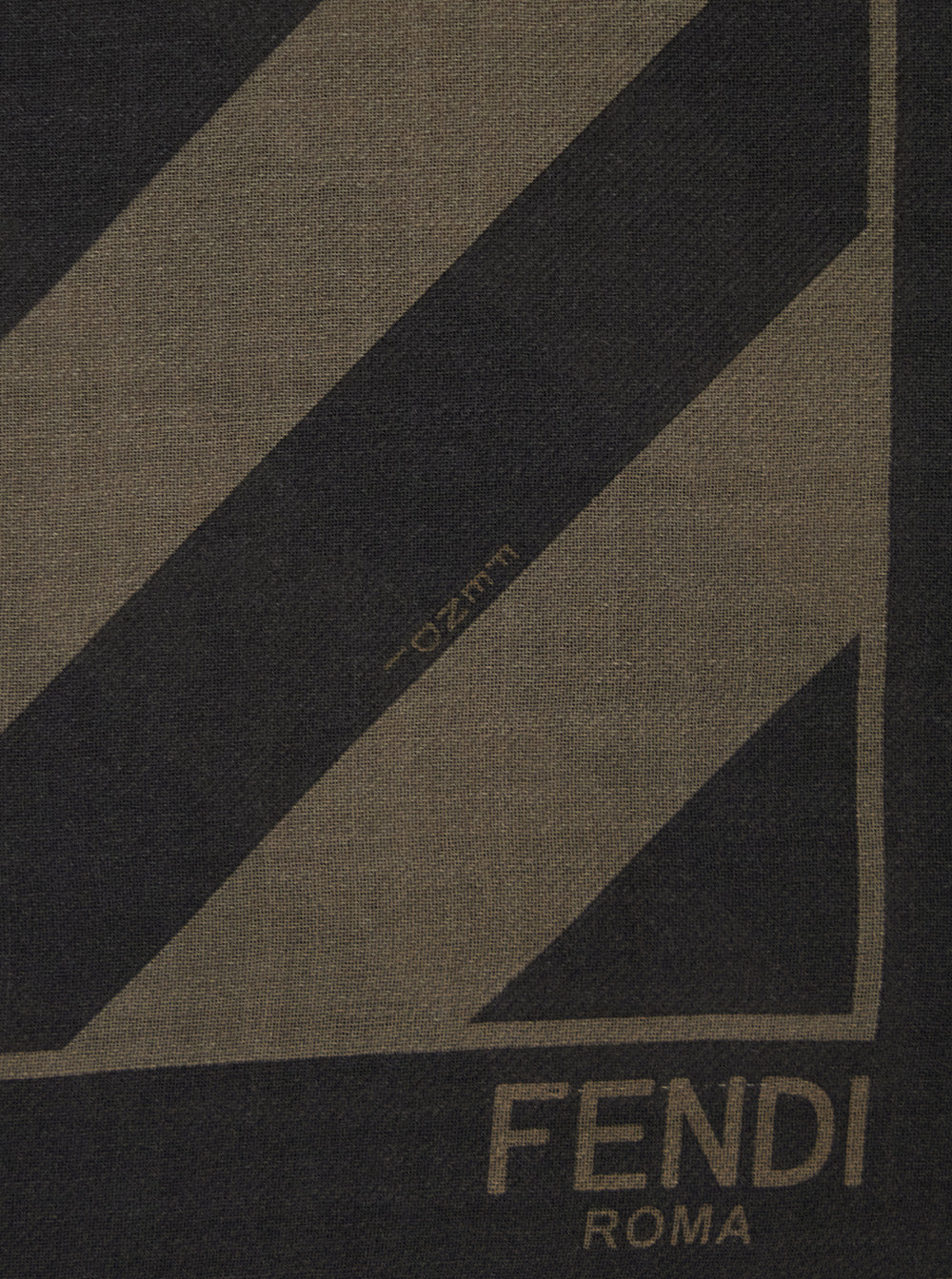 3.Paradis Men Beige Square Stole With All-Over Striped Motif And Logo Lettering On The Hem In Cotton And Silk Blend Man