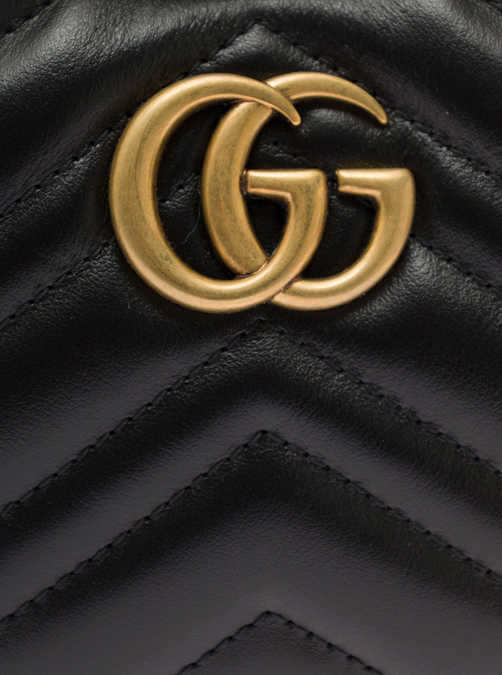 Gucci Women Black Shoulder Bag 'Gg Marmont' In Chevron Leather For Women