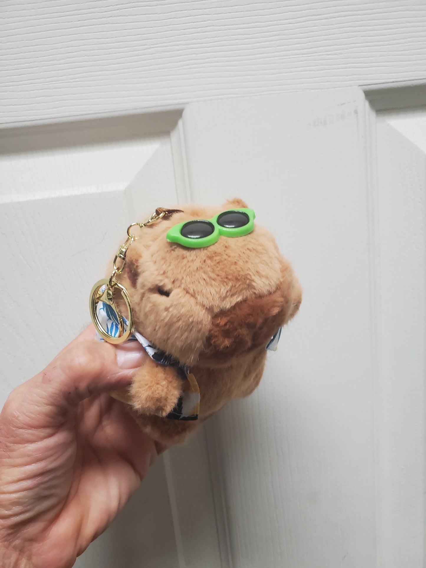 Capybara Stuffed Animals w/keychain