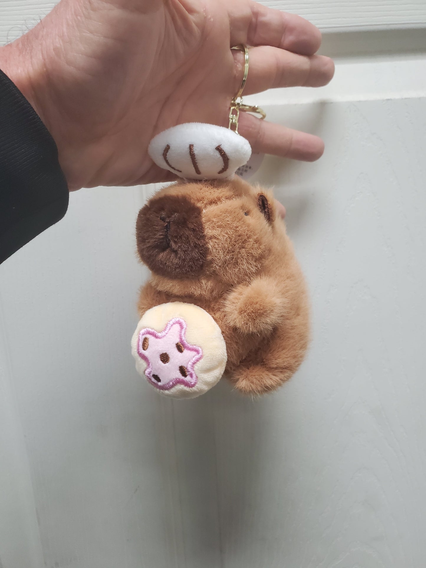 Capybara Stuffed Animals w/keychain