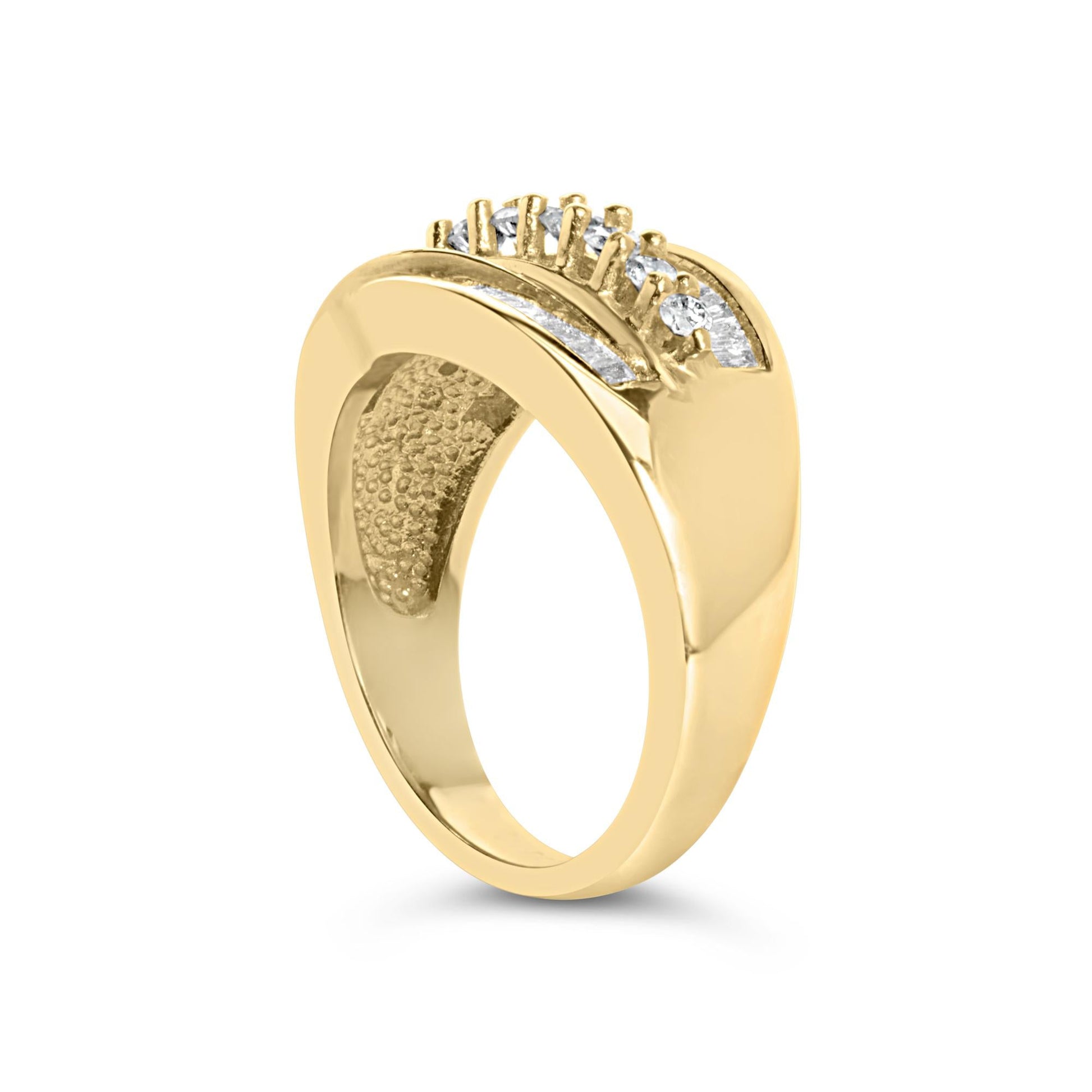 14K Yellow Gold 1.00 Cttw Diamond Cocktall Cluster 5 Stone Ring (H-I Color, SI1-I1 Clarity) - Ring Size 7-4