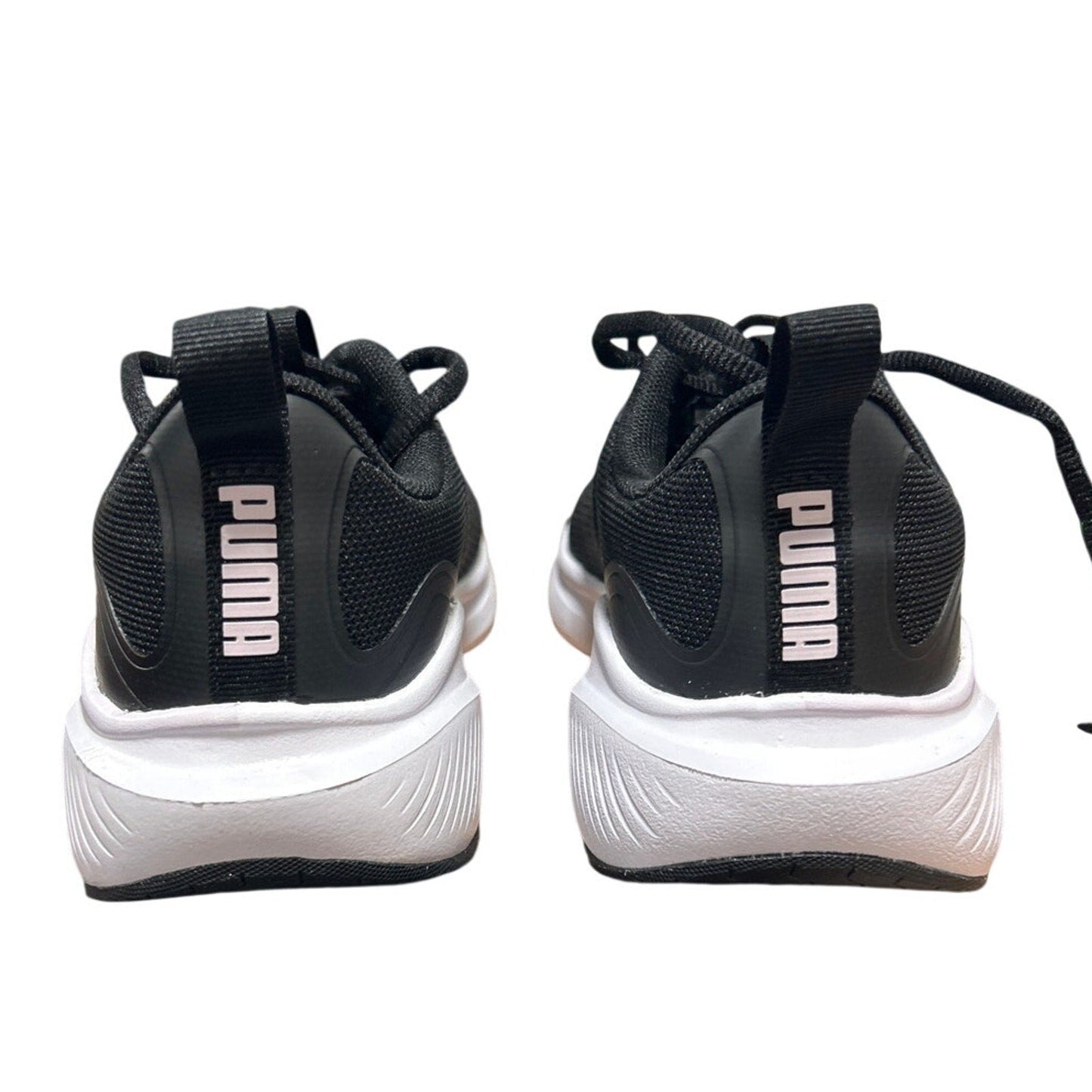 Puma Womens Size 7 Black White Lace Up Skyrocket Sneaker Athletic Tennis Shoes