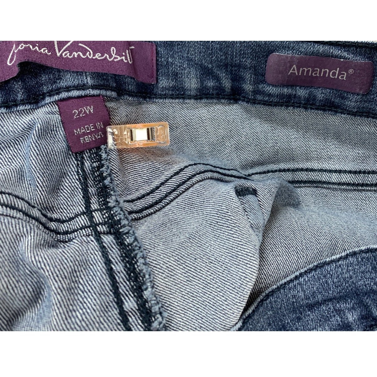 Evri Gloria Vanderbilt Womens 22W 3X Long Sleeve Tee Shirt Denim Blue Jeans