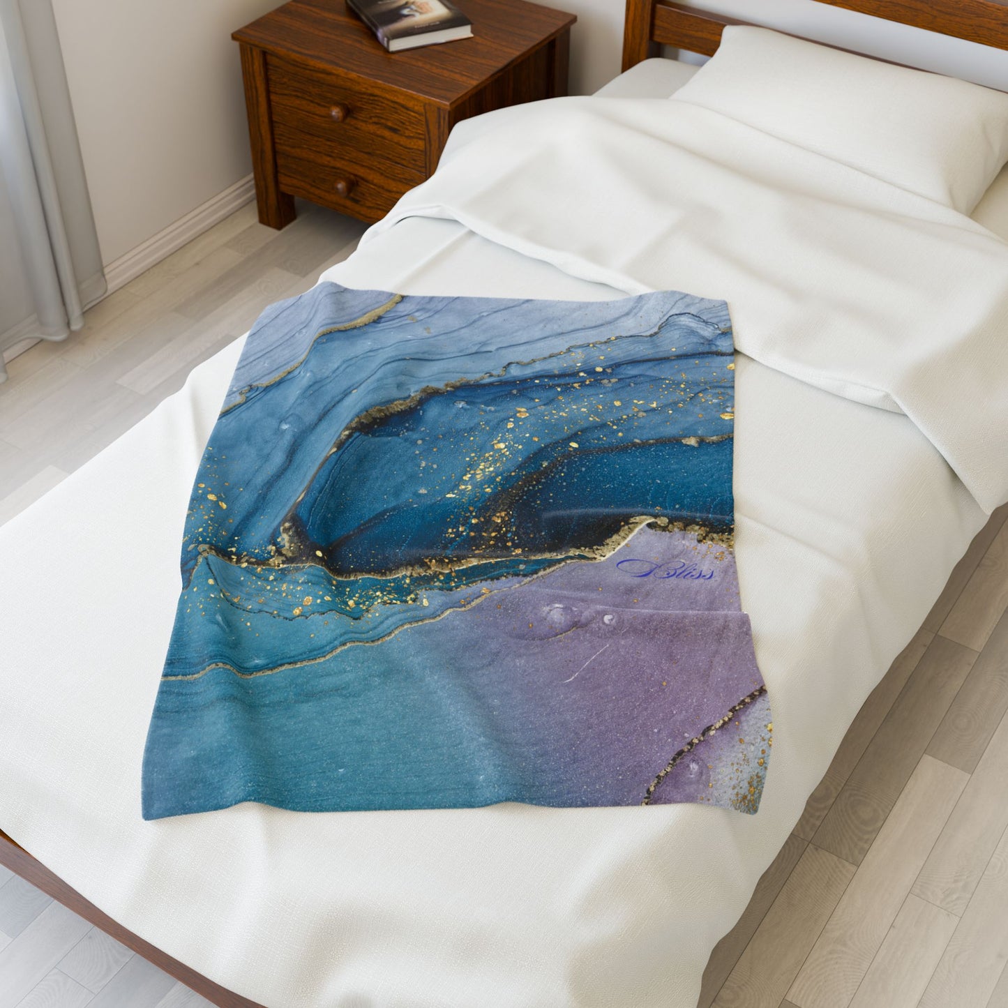 Luxe Velvet Throw Blanket, Cozy Decorative Cover, Soft Plush Blanket for Home, Gift for Her, Perfect for Bed & Sofa
