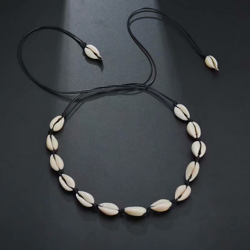 A Variety Of Personalized Natural Shells Fashion Gold-plated Shells