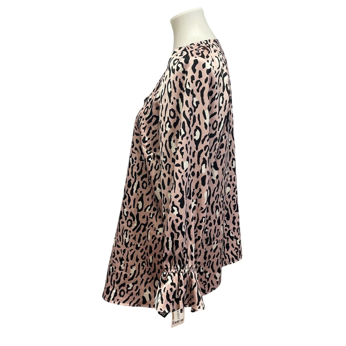 New Bar III Womens 1X Long Sleeve Polyester Leopard Spot V-Neck Flowy Blouse