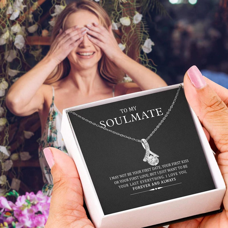 Soulmate Design Touching Herringbone Pendant Classic Versatile Mother's Day Gift Necklace