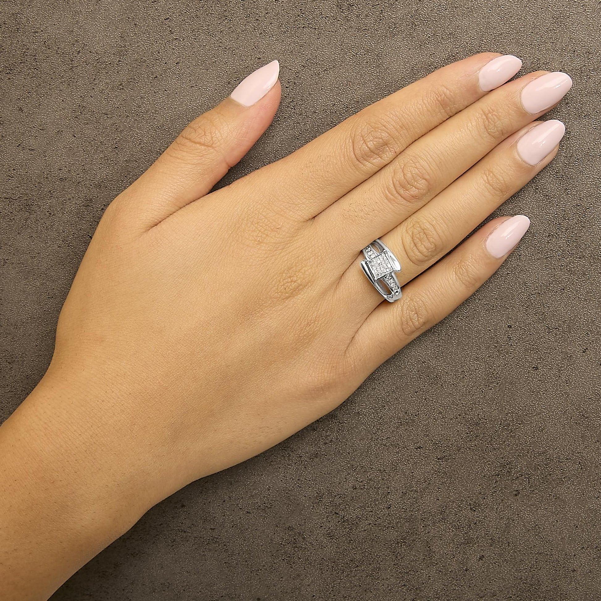 10K White Gold 1/3 Cttw Invisible Set Princess-cut Diamond Cluster Bypass Ring (H-I Color, SI1-SI2 Clarity)-2