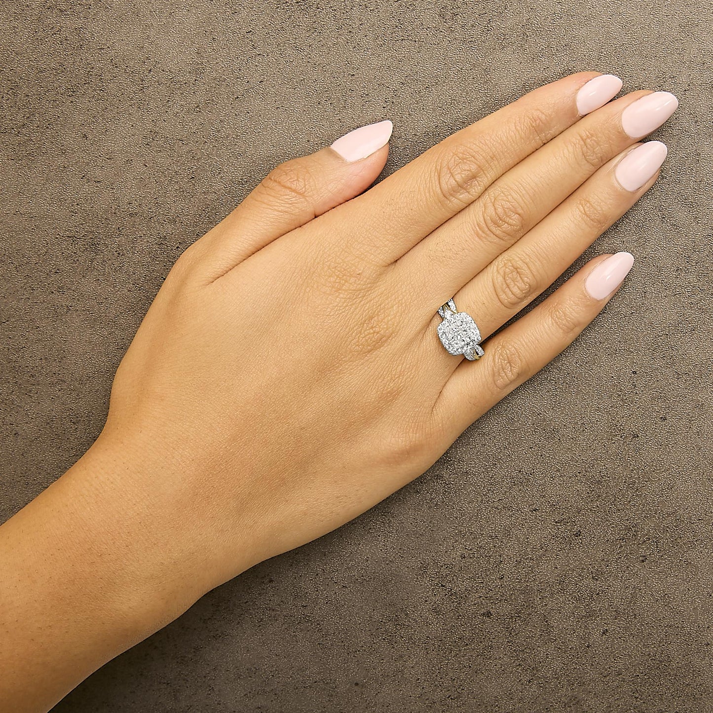 10K Yellow Gold 1.0 Cttw Diamond Composite Cushion-Shape Halo 3-Band-Look Engagement Ring (H-I Color, SI1-SI2 Clarity)-2