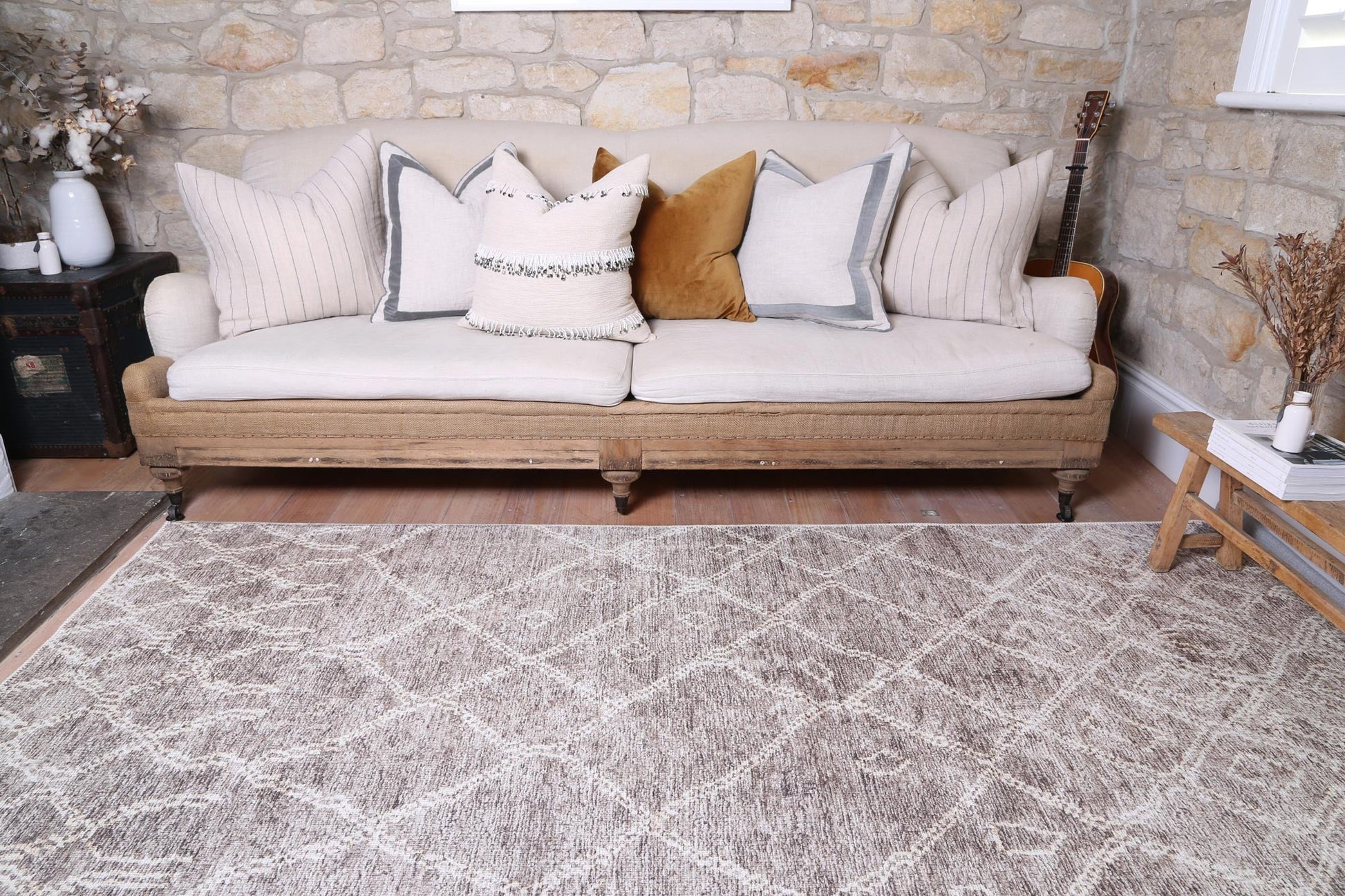 Nordic Nahla Vintage Modern in Beige Rug-1