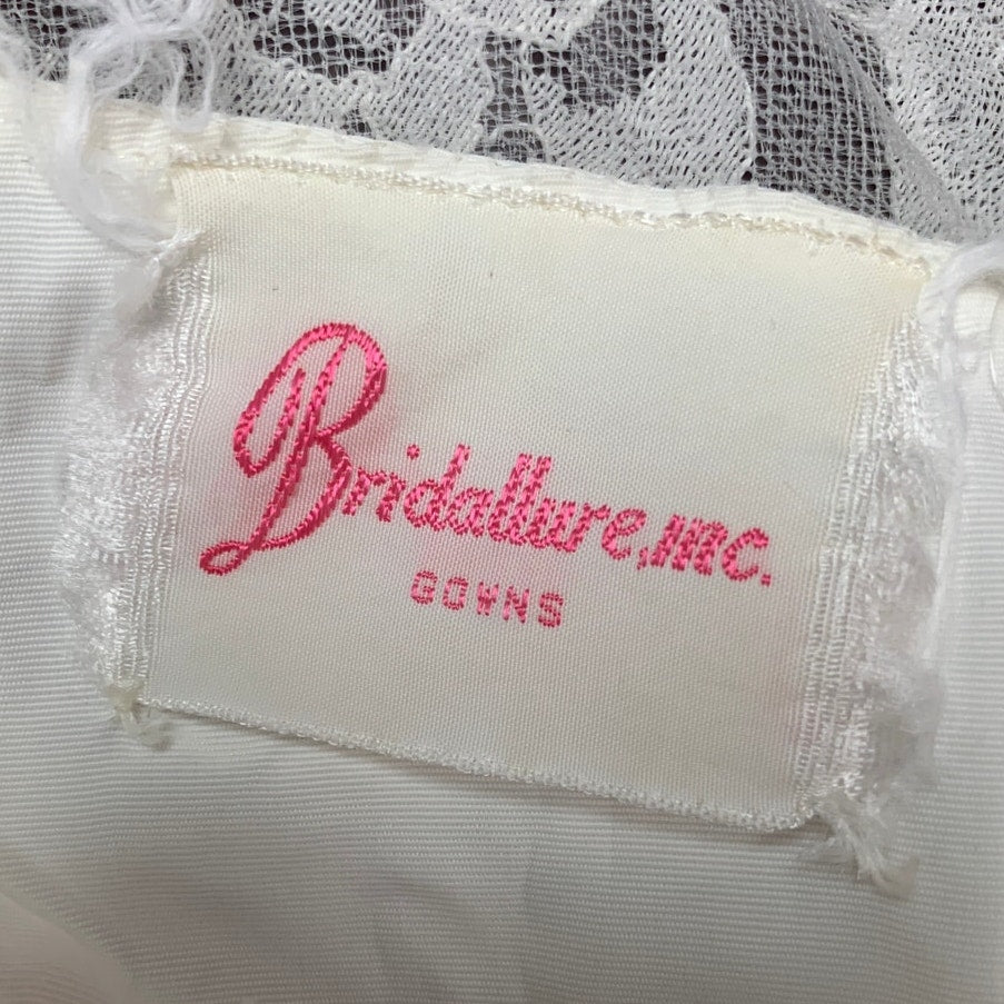 Vintage 1980s Womens Size 6 Long Sleeve Ladies Garment Union Made Wedding Dress