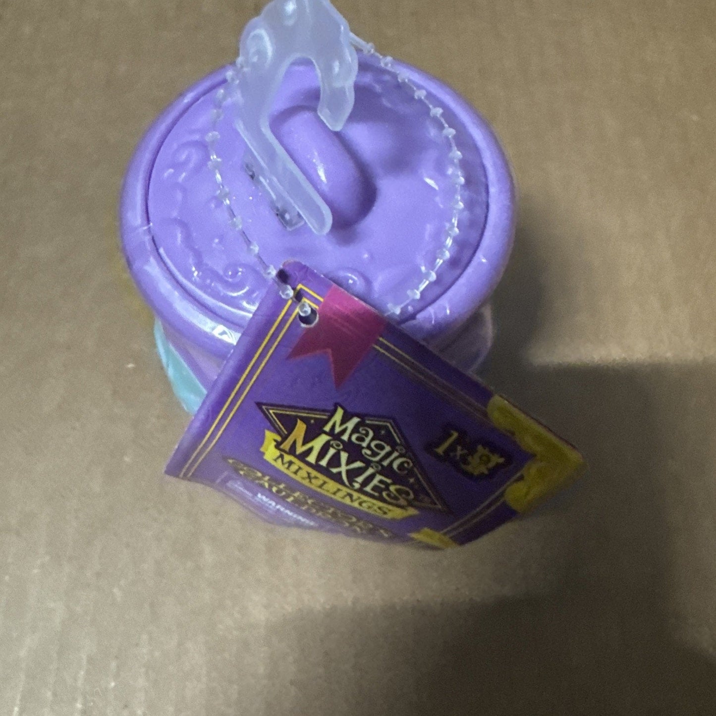 Magic Mixies Mixlings Collector s Cauldron 1 Pack Factory Sealed