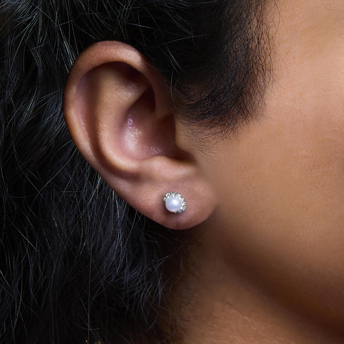 10K White Gold 4.5mm Cultured Freshwater Pearl and 1/7 Cttw Diamond Halo Stud Earring (I-J Color, I1-I2 Clarity)-2