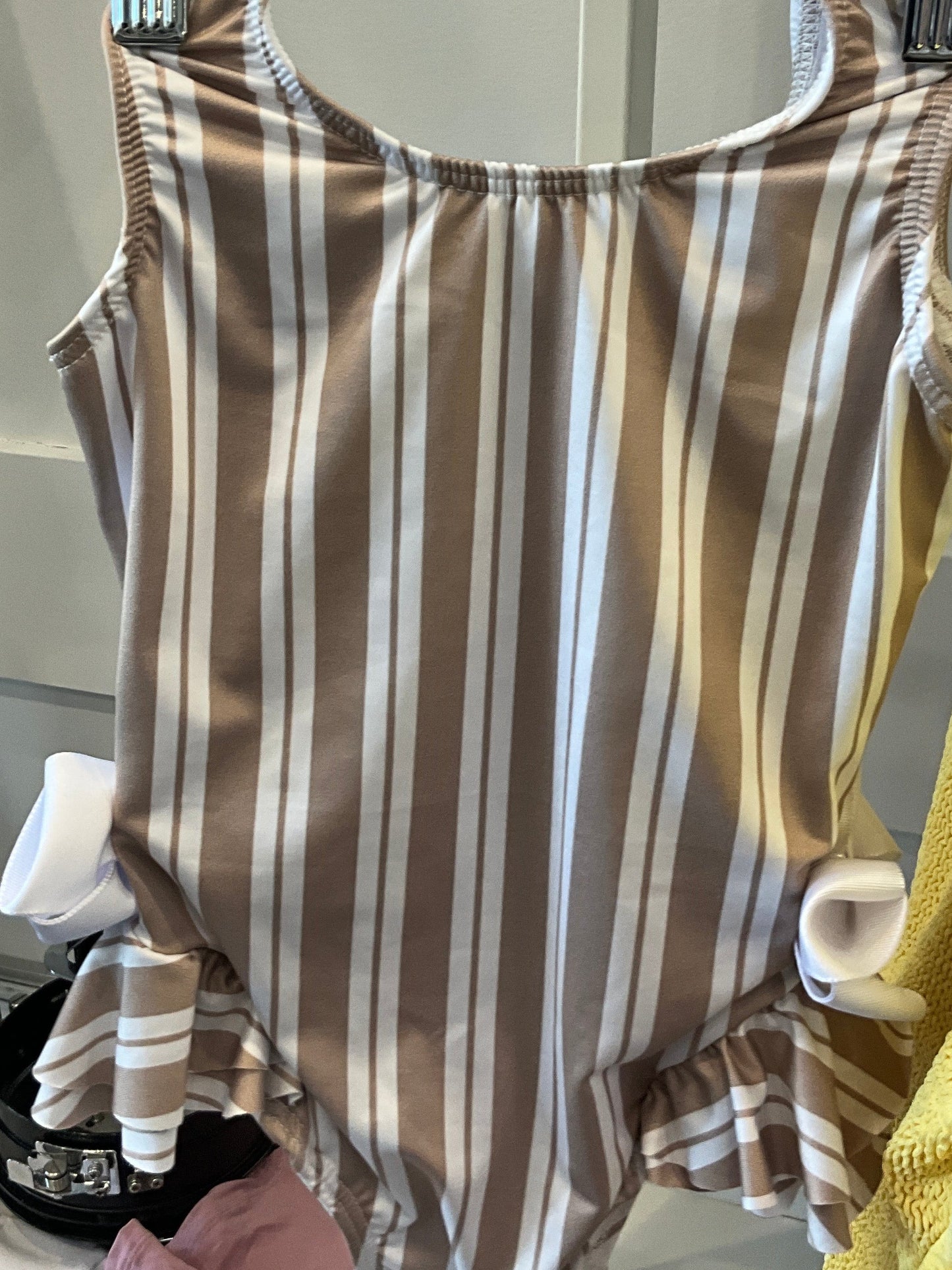 Planet Sea- Chocolate Runway 1pc