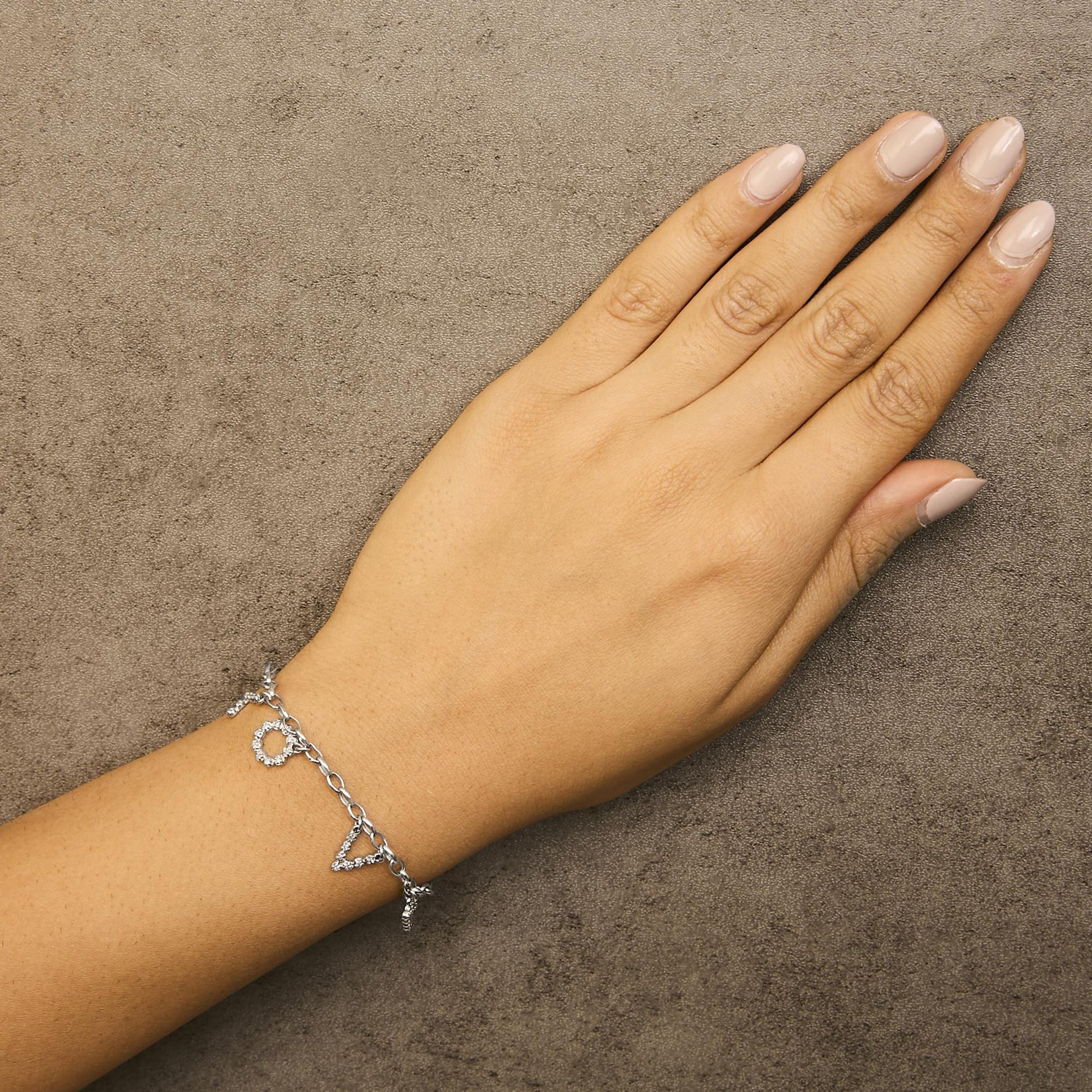 10k White Gold 1/6 Cttw Diamond "Love" Charm Cable Chain Bracelet (H-I Color, I1-I2 Clarity) - 7"-2