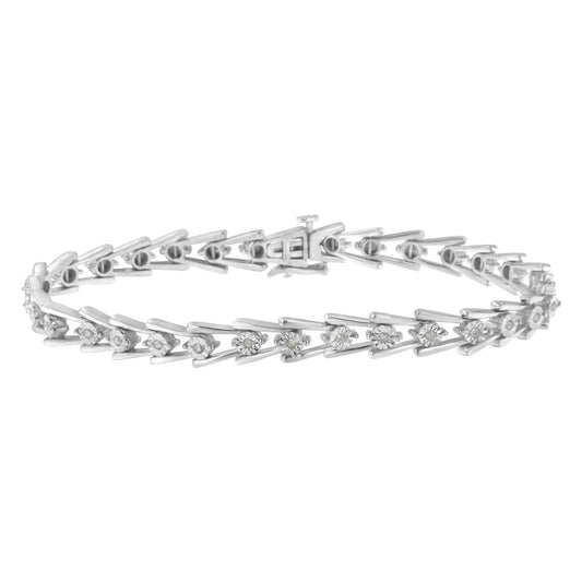 .925 Sterling Silver 1/4 cttw Miracle Set Diamond Sleek and Open "V"Bracelet (I-J Color, I3 Clarity) -7.5"-0